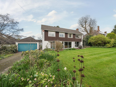 4 bedroom detached house for sale in Cheyne Road, Stoke Bishop, BS9