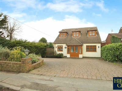 4 bedroom detached house for sale in Doddinghurst Road, Doddinghurst, Brentwood, Essex, CM15