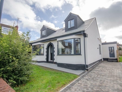 4 bedroom detached house for sale in Glendale, Downend, Bristol, BS16 6EQ, BS16