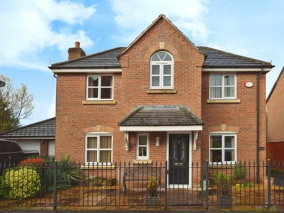 4 bedroom detached house for sale in Lawnhurst Avenue, Manchester, Greater Manchester, M23