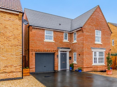 4 bedroom detached house for sale in Livia Avenue, North Hykeham, Lincoln, Lincolnshire, LN6
