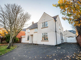 4 Bedroom Detached House For Sale In Lytham St Annes