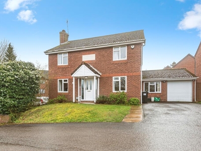 4 bedroom detached house for sale in Majestic Road, Basingstoke, Hampshire, RG22