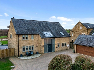 4 bedroom detached house for sale in Manor View, Church Farm Close, Tong Village, Bradford, BD4