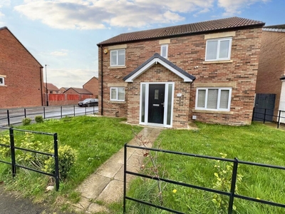 4 bedroom detached house for sale in Moorfield Drive, Killingworth , Newcastle upon Tyne, Tyne and Wear, NE12 6BA, NE12