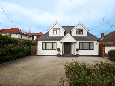 4 bedroom detached house for sale in Tennyson Road, Hutton, Brentwood, Essex, CM13