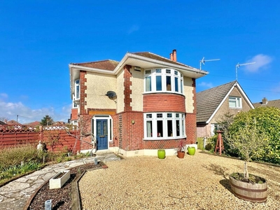 4 bedroom detached house for sale in Tuckton Road, Bournemouth, BH6
