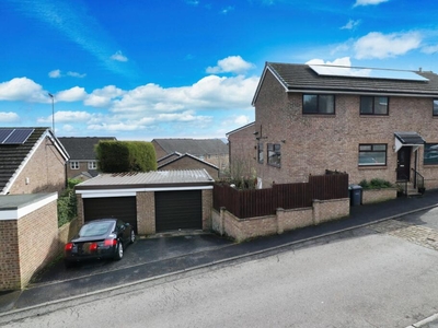4 bedroom detached house for sale in Wendron Way, Idle, Bradford, West Yorkshire, BD10