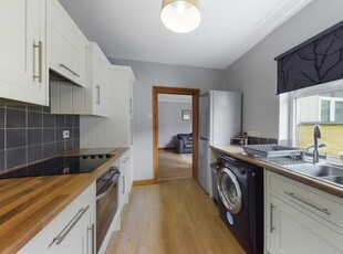 4 bedroom house for rent in Euston Road, Northampton, NN4