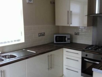 4 bedroom house share to rent Salford, M6 8DU