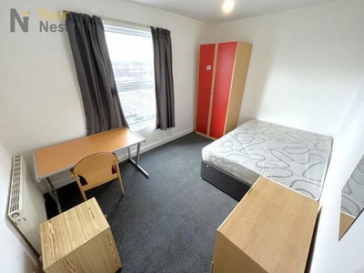 4 bedroom house to rent Leeds, LS3 1DF