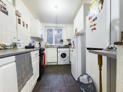 4 bedroom property to rent East Sussex, BN2 9US