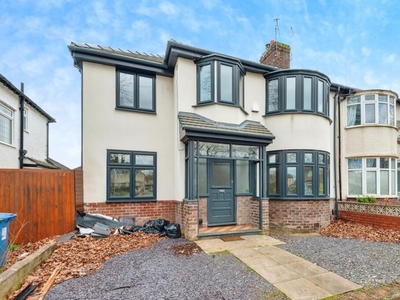 4 bedroom semi-detached house for sale in Brodie Avenue, Liverpool, Merseyside, L19