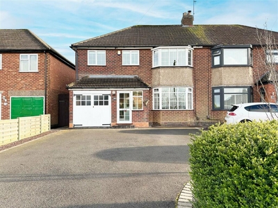 4 bedroom semi-detached house for sale in Corbett Road, Hollywood, B47 5LL, B47