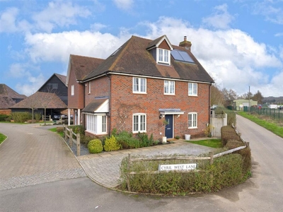 4 bedroom semi-detached house for sale in Cyril West Lane, Ditton, ME20