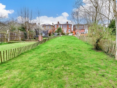 4 bedroom semi-detached house for sale in Florence Road, Maidstone, Kent, ME16