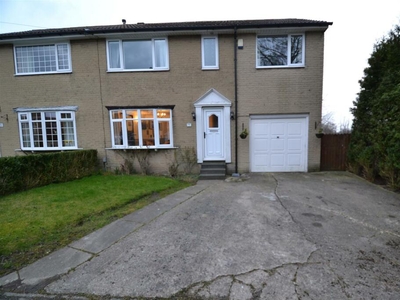 4 bedroom semi-detached house for sale in Folly Hall Avenue, Wibsey, Bradford, BD6