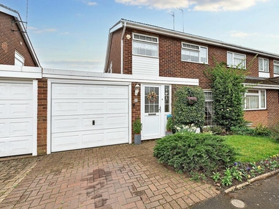 4 bedroom semi-detached house for sale in Frensham Drive, Bletchley, MK2