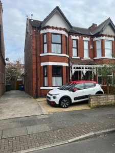 4 bedroom semi-detached house for sale in Grange Road, Chorlton, Manchester. M21 9WX, M21