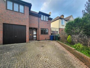 4 Bedroom Semi-detached House For Sale In New Barnet, Hertfordshire