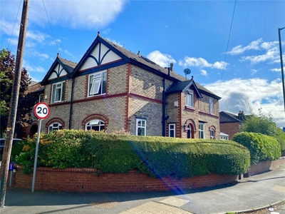 4 bedroom semi-detached house for sale in Parrs Wood Road, Didsbury, Manchester, M20