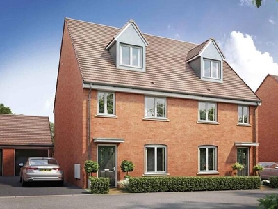 4 Bedroom Semi-detached House For Sale In Stevenage, Hertfordshire