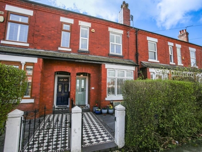 4 bedroom terraced house for sale in Didsbury Road, Heaton Mersey, Stockport, SK4
