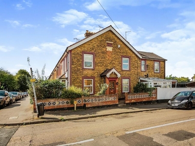 4 bedroom terraced house for sale in Old Tovil Road, Maidstone, ME15