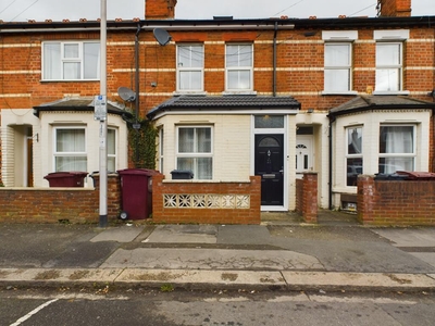 4 bedroom terraced house for sale in Wilton Road, Reading, Reading, RG30
