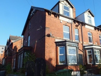 4 bedroom terraced house to rent Leeds, LS6 1BA