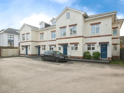 4 bedroom town house for sale in Portchester Place, Bournemouth, BH8