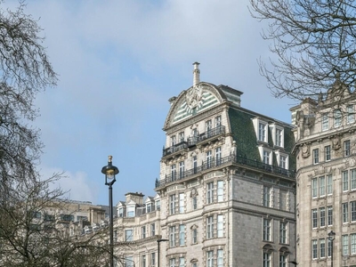 5 bedroom apartment for sale in Old Park Lane, London, W1K