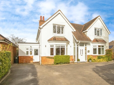 5 bedroom detached house for sale in Castle Lane West, THROOP, Bournemouth, Dorset, BH8