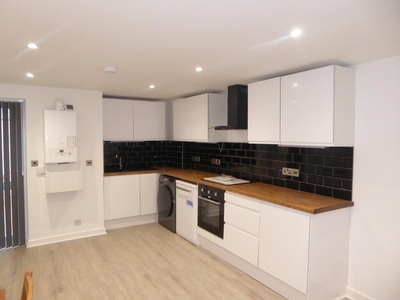 5 bedroom end of terrace house for sale in Redgrave Street, Edge Hill, Liverpool, L7