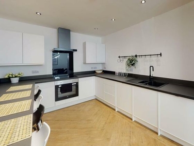 5 bedroom flat to rent Lincoln, LN1 1TE