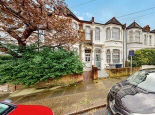5 bedroom terraced house for rent in Mostyn Gardens, Kensal Rise, London, NW10