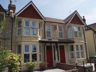 5 bedroom terraced house for sale in Gloucester Road, Horfield, Bristol, BS7
