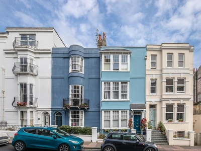 5 bedroom terraced house for sale in Norfolk Road, Brighton, BN1 3AB, BN1