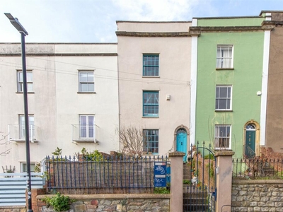 5 bedroom terraced house for sale in Richmond Road, Montpelier, Bristol, BS6