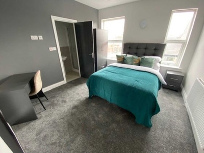5 bedroom terraced house to rent Salford, M5 5WG