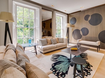 5 bedroom town house for sale in Montpelier Square, London, SW7