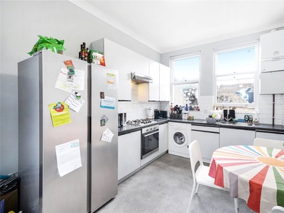 Fortess Road, London, NW5 3 bedroom flat/apartment in London