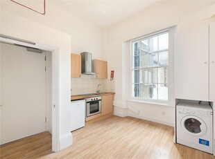 Studio apartment for rent in Onslow Gardens, South Kensington, London, SW7