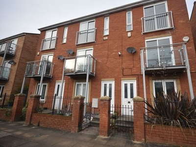 4 bedroom property for sale Manchester, M15 5XE