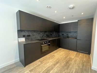1 bedroom apartment for rent in Seymour Grove, Old Trafford, Manchester, M16