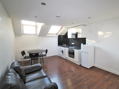1 bedroom apartment for rent in St Johns Terrace, Hyde Park, Leeds, LS3 1DY, LS3