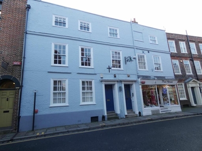 1 bedroom flat for rent in Burgate, Canterbury, CT1