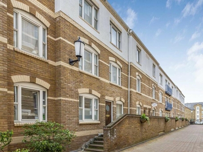 1 bedroom flat for rent in King & Queen Wharf, London, SE16