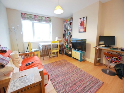 1 bedroom flat for rent in Occupation Lane, Shooters Hill, Woolwich, SE18