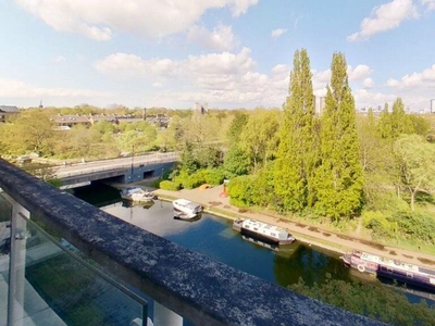 1 bedroom flat for rent in Palmers Road, Shoreditch, London, E2